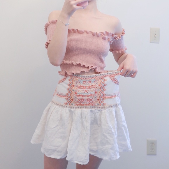 Zara Embroidered Mini Skirt - Picture 4 of 6